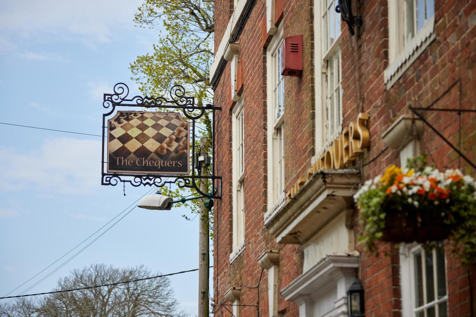 Chequers Inn By Greene King Inns Maresfield Экстерьер фото